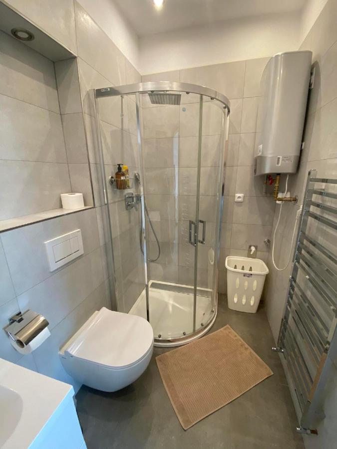 براغ The Dante Villa Apartments المظهر الخارجي الصورة
