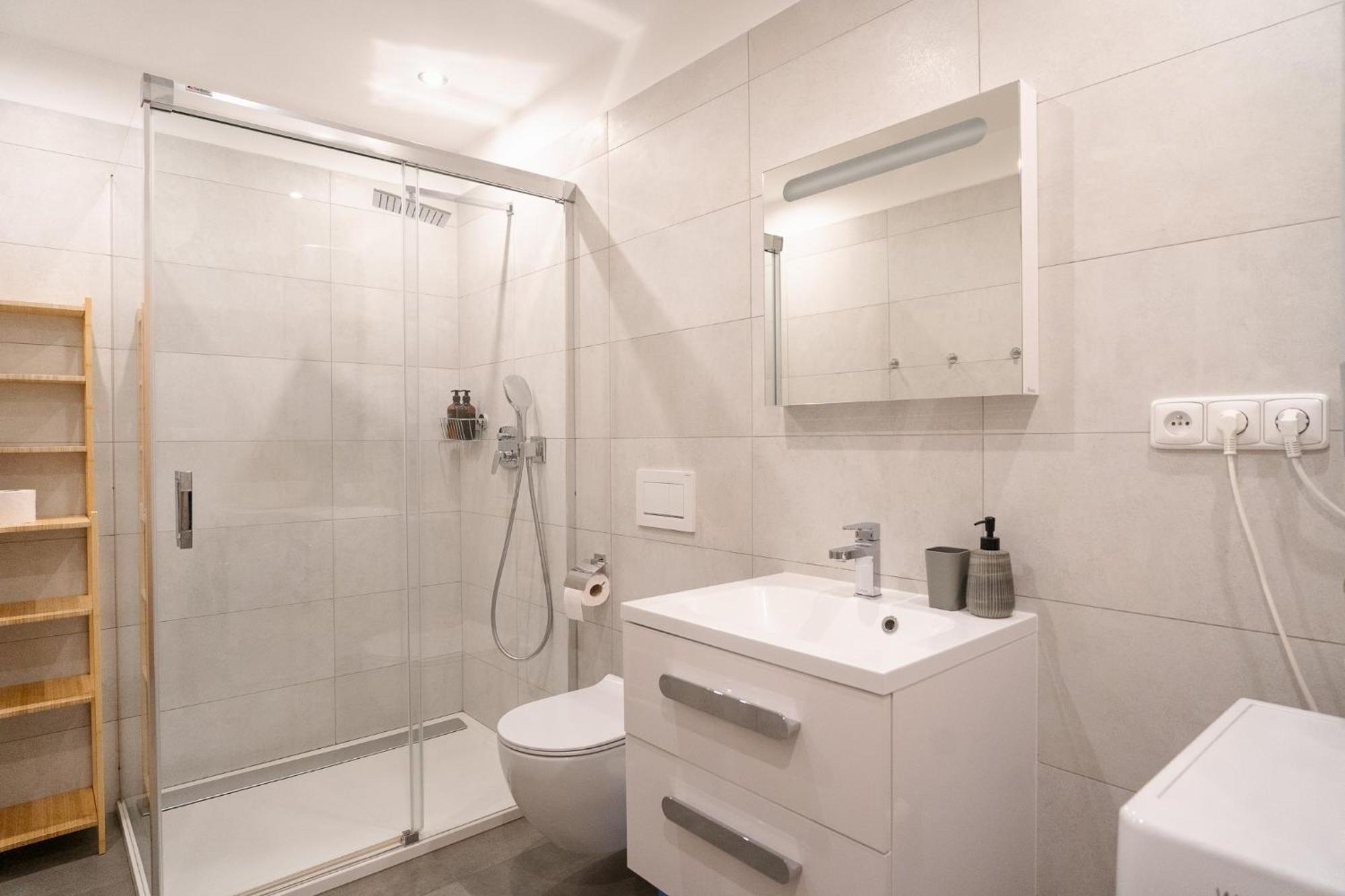 براغ The Dante Villa Apartments المظهر الخارجي الصورة